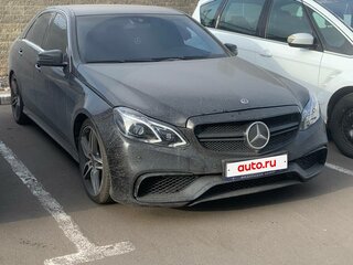 2013 Mercedes-Benz E-Класс 200 IV (W212, S212, C207) Рестайлинг, чёрный, 2300000 рублей, вид 2