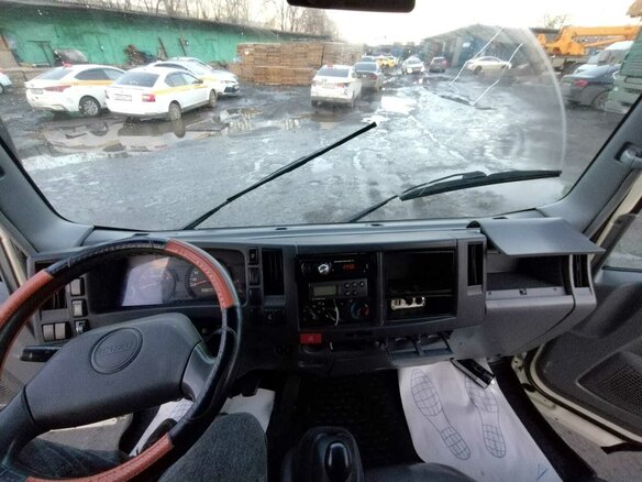2010 Isuzu Elf (N-series), белый, 1250000 рублей - вид 8