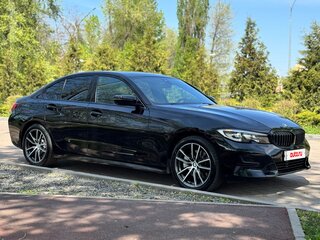 2019 BMW 3 серии 330i xDrive VII (G2x), чёрный, 3200000 рублей, вид 2