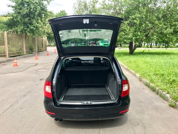 2012 Skoda Superb II, чёрный - вид 13