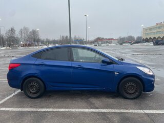 2013 Hyundai Solaris I, синий, 538000 рублей, вид 4