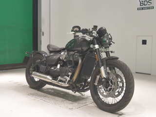 2020 Triumph Bonneville Bobber, чёрный, 1480000 рублей, вид 3