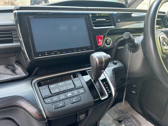 2015 Honda Stepwgn Spada V, белый, 2100000 рублей - вид 15
