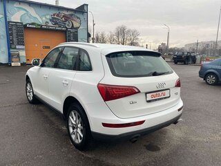 2011 Audi Q5 I (8R), белый, 1390000 рублей, вид 4