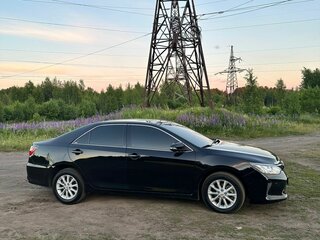 2017 Toyota Camry VII (XV50) Рестайлинг 2, чёрный, 1870000 рублей, вид 4