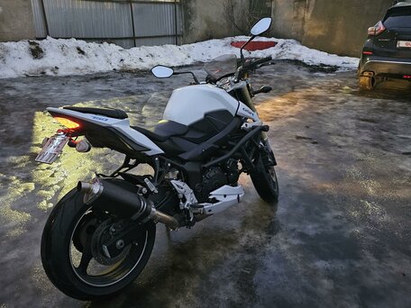 2012 Suzuki GSR 750, белый, 640000 рублей, вид 3