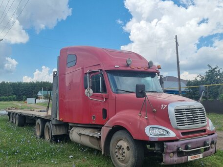 2003 Freightliner Century Class, красный, 1690000 рублей, вид 4