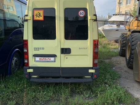 2014 Iveco Daily, жёлтый, 2600000 рублей, вид 4