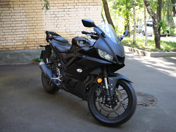 2020 Yamaha YZF-R3, чёрный, 600000 рублей