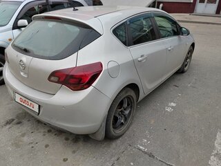 2012 Opel Astra J, серебристый, 550000 рублей, вид 4