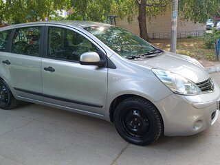 2011 Nissan Note I Рестайлинг, серебристый, 757000 рублей, вид 2