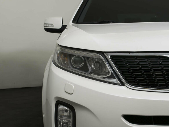 2016 Kia Sorento II Рестайлинг, белый - вид 19