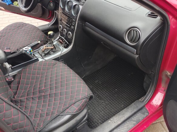 2005 Mazda 6 I (GG) Рестайлинг, красный, 300000 рублей - вид 5