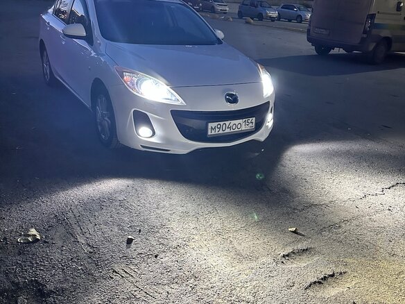 2012 Mazda 3 II (BL) Рестайлинг, белый, 1355000 рублей - вид 5