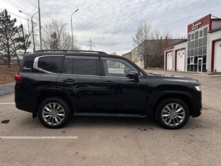 2021 Toyota Land Cruiser 300 Series, чёрный, 9000000 рублей, вид 4