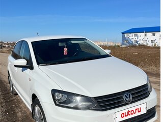2016 Volkswagen Polo V Рестайлинг, белый, 1350000 рублей, вид 4