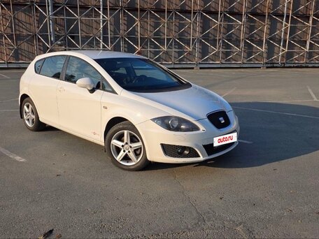 2012 SEAT Leon II Рестайлинг, белый, 800000 рублей, вид 3
