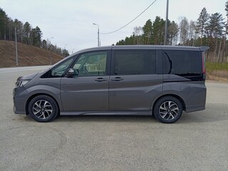 2020 Honda Stepwgn Spada V Рестайлинг, серый, 2325000 рублей, вид 3