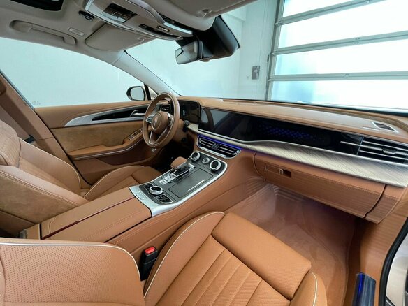 2023 Hongqi H9 I, коричневый, 5400000 рублей - вид 3