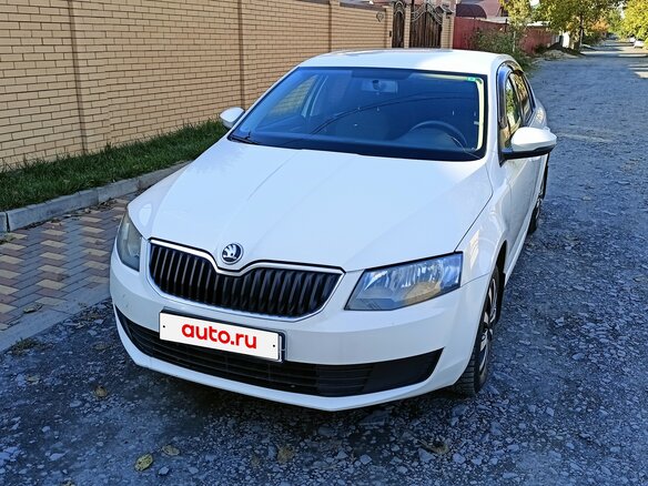 2014 Skoda Octavia III (A7), белый, 1020000 рублей - вид 4