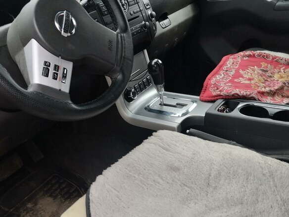 2012 Nissan Pathfinder III Рестайлинг, чёрный, 1570000 рублей - вид 3