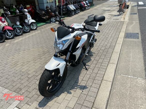 2015 Honda CB 400F, белый, 450000 рублей - вид 2