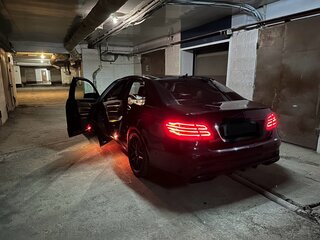 2015 Mercedes-Benz E-Класс 400 IV (W212, S212, C207) Рестайлинг, чёрный, 2350000 рублей, вид 3