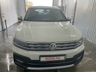 2020 Volkswagen Tiguan II, белый, 3150000 рублей, вид 1