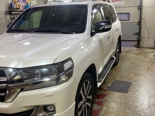 2018 Toyota Land Cruiser 200 Series Рестайлинг 2, белый, 9150000 рублей, вид 1