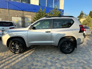 2019 Toyota Land Cruiser Prado 150 Series Рестайлинг 2, серебристый, 5000000 рублей, вид 1