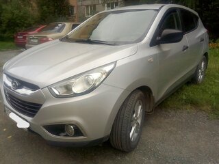 2013 Hyundai ix35 I, серебристый, 1260000 рублей, вид 1