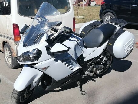 2008 Kawasaki GTR 1400 (Concours 14), белый, 800000 рублей, вид 1