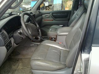 1999 Toyota Land Cruiser 100 Series, серебристый, 2000000 рублей, вид 5