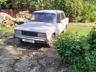 2003 Lada (ВАЗ) 2105, белый, 130000 рублей, вид 2