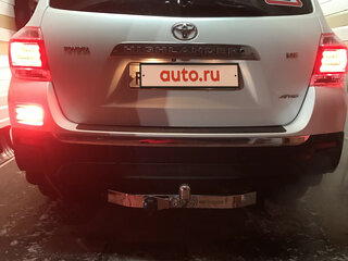 2012 Toyota Highlander II (XU40) Рестайлинг, белый, 1700000 рублей, вид 4