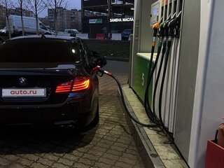 2014 BMW 5 серии 520i VI (F10/F11/F07) Рестайлинг, синий, 1970000 рублей, вид 3