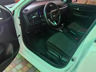 2018 Kia Rio IV, белый, 1100000 рублей, вид 5