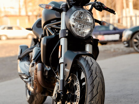 2019 Ducati Monster 821, чёрный, 899990 рублей, вид 3