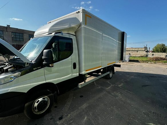 2021 Iveco Daily, белый, 4350000 рублей - вид 1