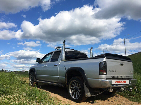 2004 Dodge RAM III (DR/DH), серебристый