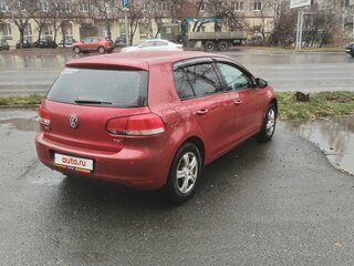 2011 Volkswagen Golf VI, красный, 970000 рублей, вид 5