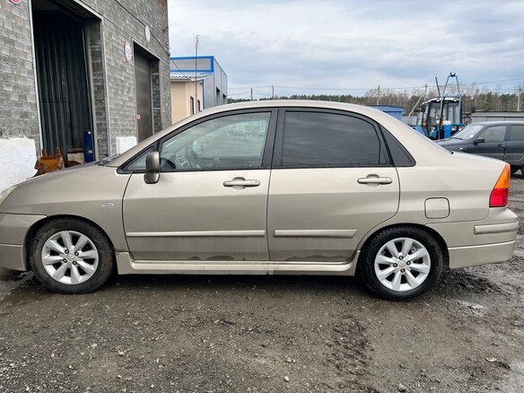 2004 Suzuki Liana I Рестайлинг, бежевый, 369000 рублей - вид 3