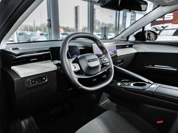 2026 Omoda C5 II, серый, 2729000 рублей - вид 8