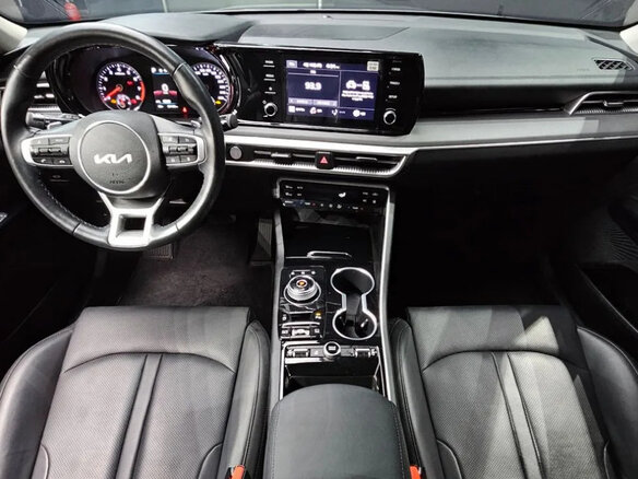 2022 Kia K5 III, серый - вид 6