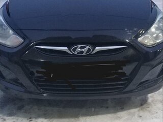 2013 Hyundai Solaris I, чёрный, 790000 рублей, вид 1
