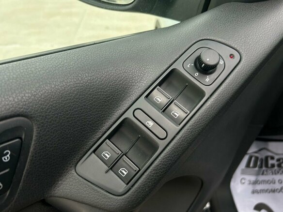 2013 Volkswagen Tiguan I Рестайлинг, серебристый, 1390000 рублей - вид 8