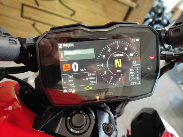 2025 Ducati Diavel V4, красный, 3600000 рублей - вид 13