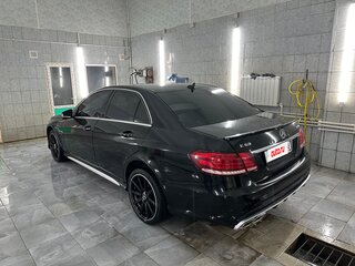 2015 Mercedes-Benz E-Класс 200 IV (W212, S212, C207) Рестайлинг, чёрный, 1780000 рублей, вид 5