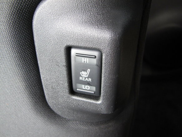 2015 Nissan Leaf (EM61) I (ZE0/AZE0), белый - вид 9