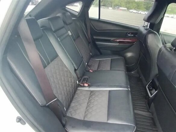 2017 Toyota Harrier III (XU60), белый, 2400000 рублей - вид 6